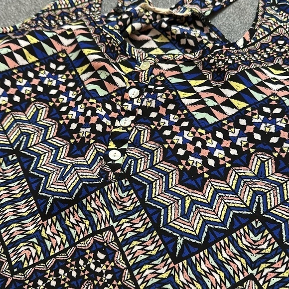 Pink Rose Geometric Design Dress Tank Size L - Picture 2 of 5